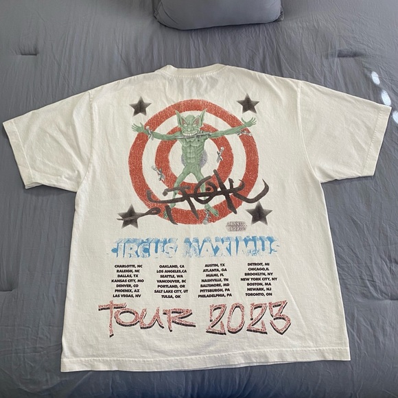 Travis Scott Utopia Merch - Picture 2 of 6